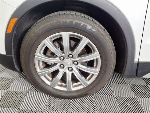 Used 2019 Cadillac XT4 Premium Luxury image 7