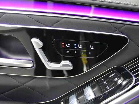 Used 2024 Mercedes-Benz S 580e 4MATIC Sedan image 23