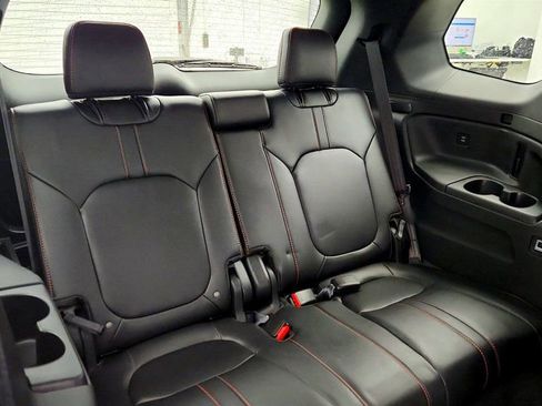 Used 2025 Honda Pilot TrailSport image 23