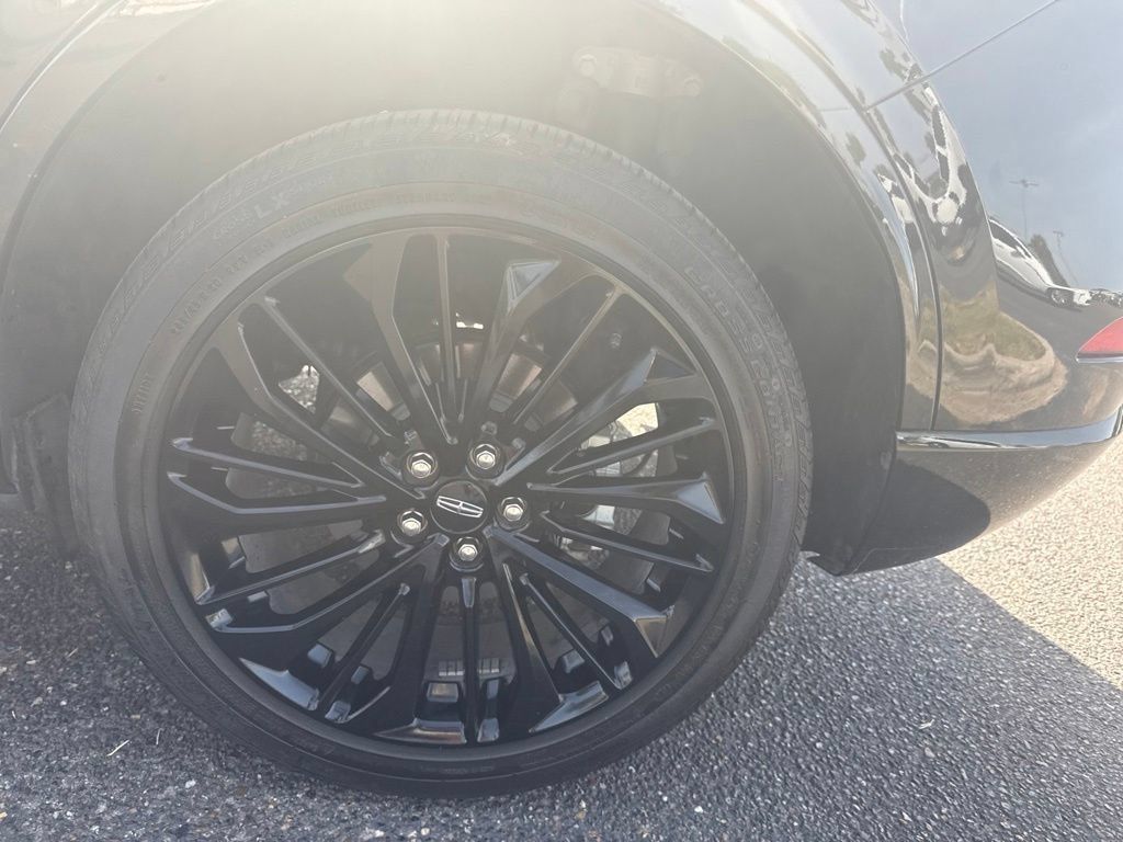 Certified 2024 Lincoln Corsair Reserve w/ Jet Appearance Package FWD image 11