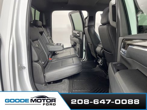 Used 2024 Chevrolet Silverado 3500 LT w/ Convenience Package image 22