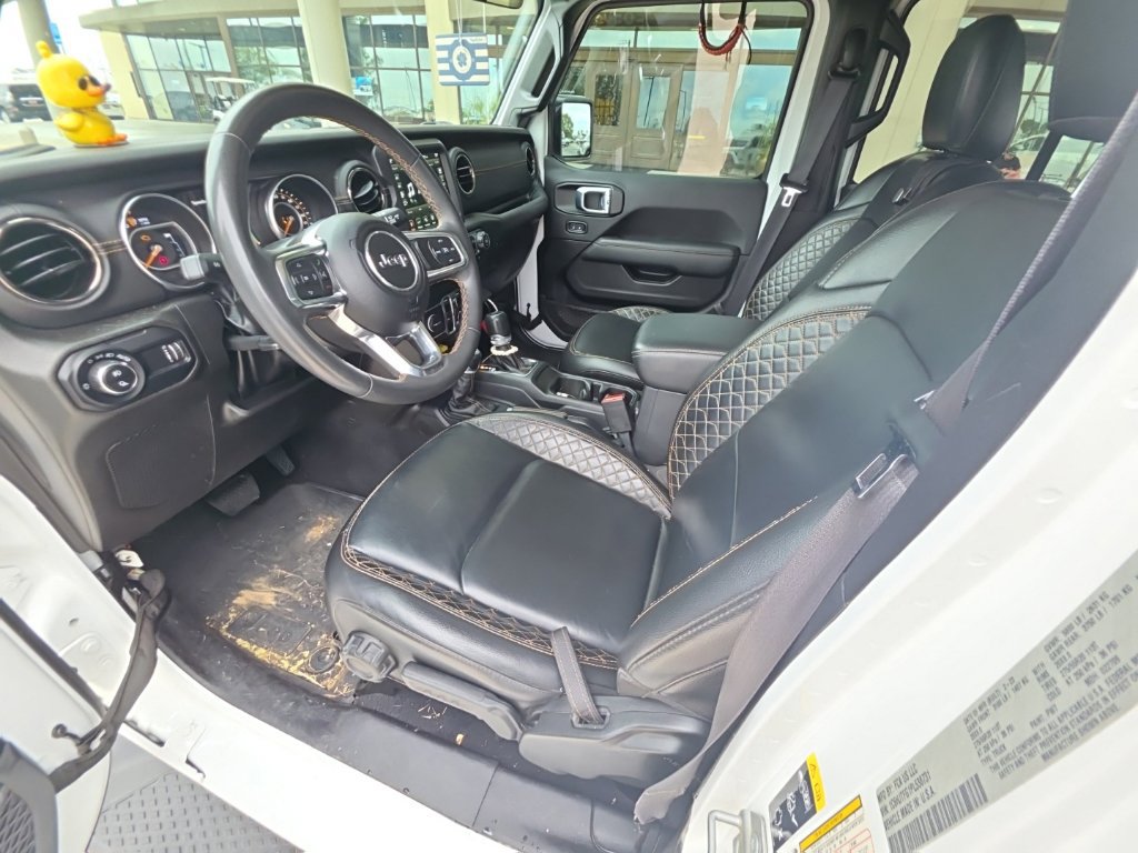 Used 2023 Jeep Gladiator Overland AWD/4WD image 10
