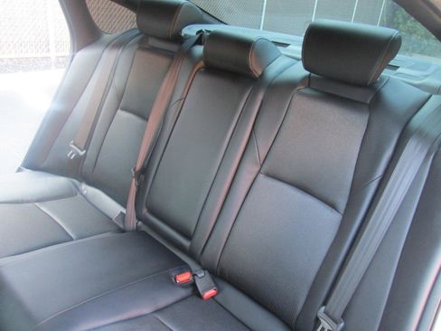 Used 2018 Honda Accord Sport image 68