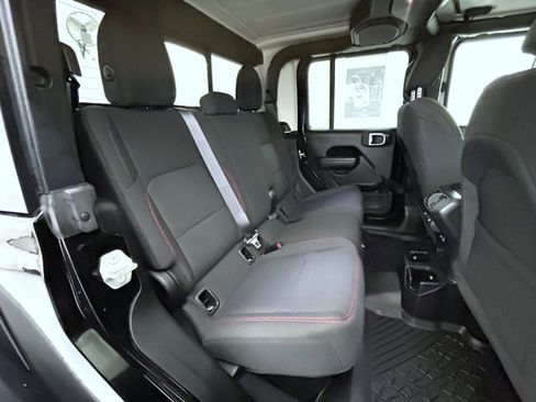 Certified 2023 Jeep Gladiator Rubicon w/ LED Lighting Group image 18
