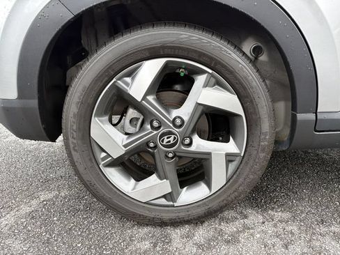 Certified 2023 Hyundai Venue SEL w/ Cargo Package FWD image 17