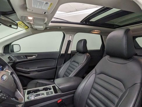 Certified 2022 Ford Edge SEL w/ Convenience Package image 3