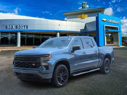 Used 2024 Chevrolet Silverado 1500 Custom AWD/4WD image 9