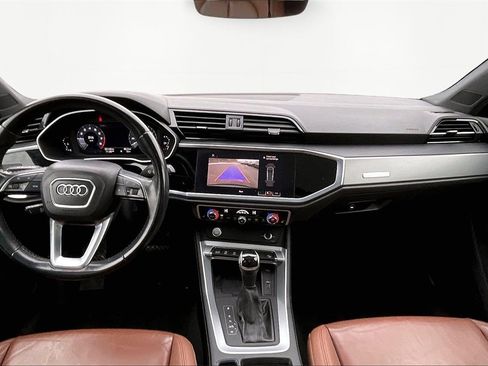 Used 2020 Audi Q3 2.0T Premium Plus w/ Premium Plus Package image 8