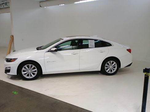 Used 2024 Chevrolet Malibu LT image 11