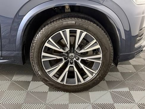 Used 2022 Volvo XC90 T6 Momentum w/ Advanced Package AWD/4WD image 11