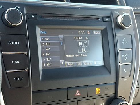 Used 2015 Toyota Camry LE image 15