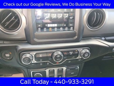 Used 2021 Jeep Wrangler Sport S image 24