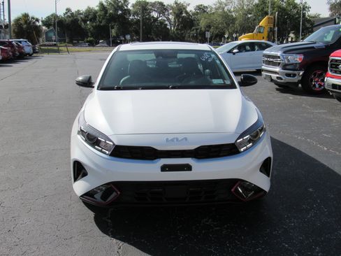 Used 2023 Kia Forte GT-Line w/ GT-Line Premium Package image 7