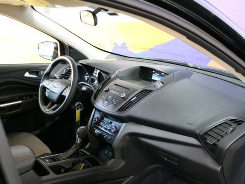 Used 2017 Ford Escape SE AWD/4WD image 12