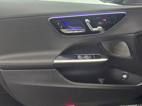 New 2025 Mercedes-Benz C 300 4MATIC Sedan image 22