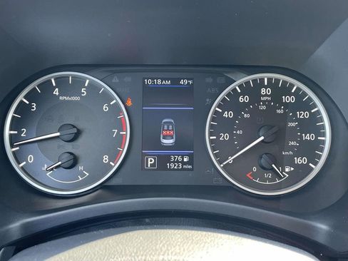 Used 2025 Nissan Sentra S image 22