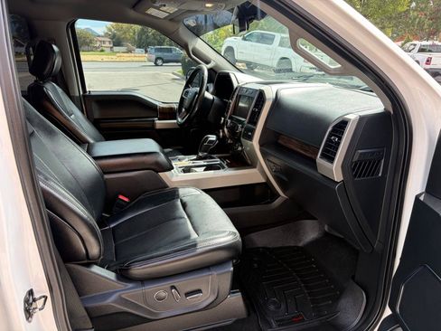 Used 2018 Ford F150 Lariat AWD/4WD image 7