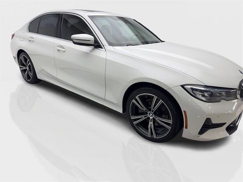 Used 2019 BMW 330i Sedan w/ Driving Assistance Package image 12