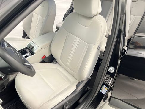 Used 2025 Hyundai Tucson SEL FWD image 9