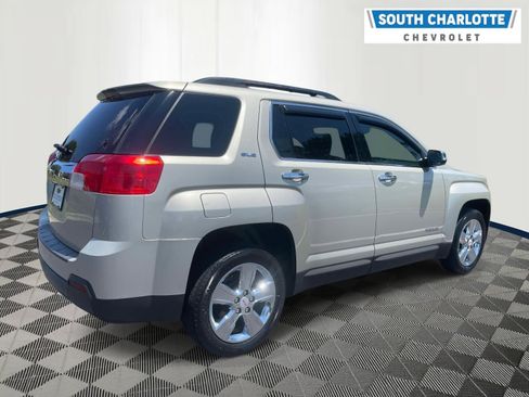 Used 2014 GMC Terrain SLE w/ Chrome Package FWD image 4