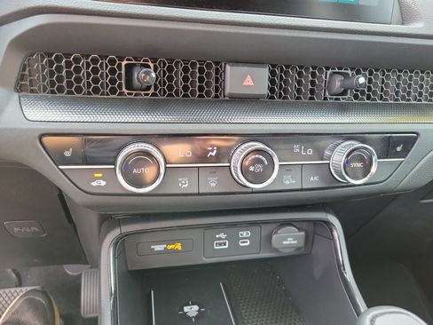 Used 2025 Honda CR-V Sport-L image 25