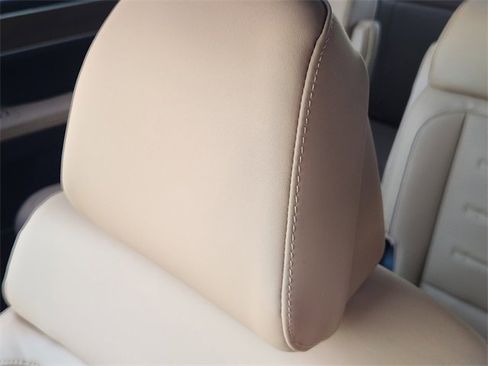 Used 2026 Hyundai Santa Fe Calligraphy image 11