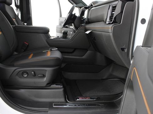 New 2026 GMC Sierra 1500 AT4 AWD/4WD image 26