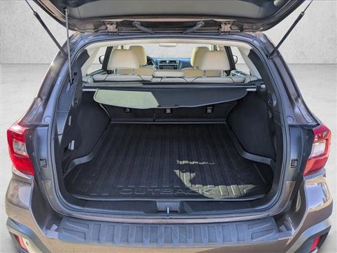 Used 2019 Subaru Outback 2.5i Limited w/ Popular Package #2 image 9
