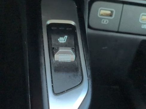 Used 2023 Kia Sorento EX FWD image 23