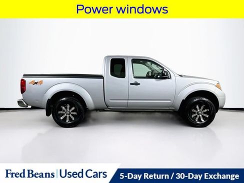 Used 2017 Nissan Frontier SV AWD/4WD image 10