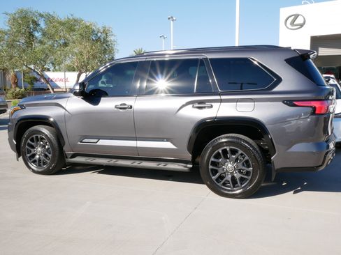 Used 2023 Toyota Sequoia 4WD image 5