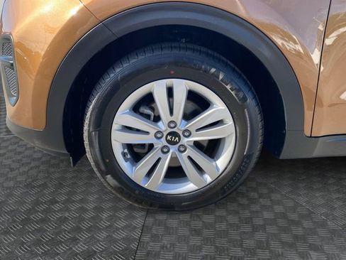 Used 2018 Kia Sportage LX image 31