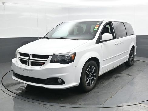 Used 2017 Dodge Grand Caravan GT FWD image 9