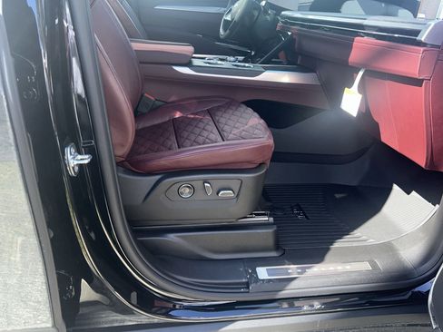 Certified 2026 Cadillac Escalade ESV Sport w/ Touring Package image 8