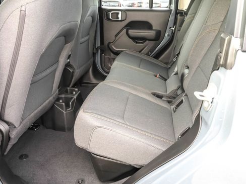 New 2026 Jeep Gladiator Sport image 8