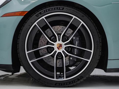 Certified 2025 Porsche 911 Carrera T RWD image 14