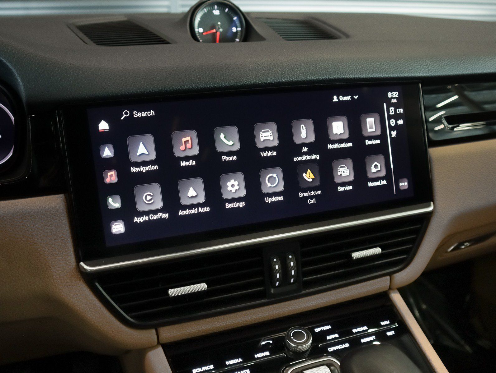 Certified 2022 Porsche Cayenne AWD/4WD image 23