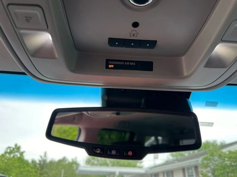 Used 2016 Chevrolet Suburban LT AWD/4WD image 30