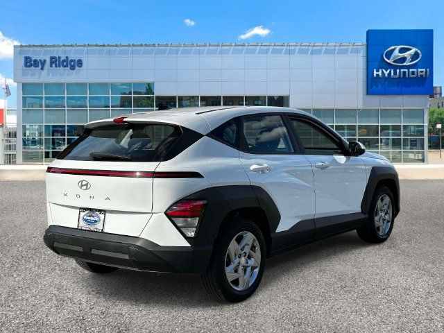 Used 2024 Hyundai Kona SE FWD image 4