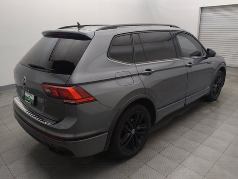 Used 2022 Volkswagen Tiguan SE R-Line FWD image 9