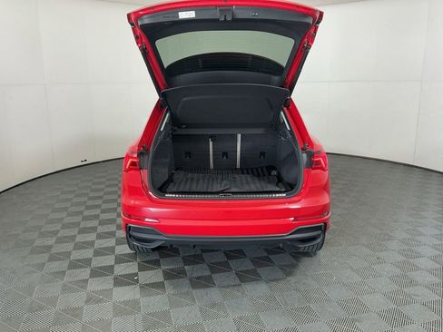 Used 2024 Audi Q3 2.0T Premium image 29