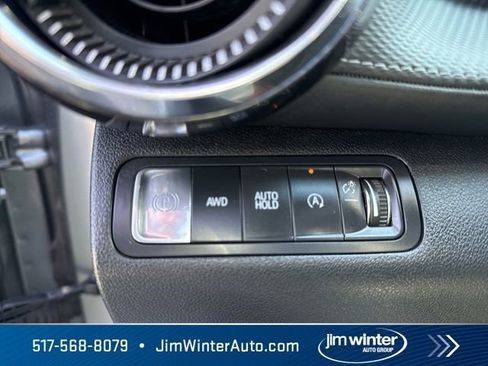 Used 2025 Chevrolet Equinox LT w/ Safety and Technology Package image 23