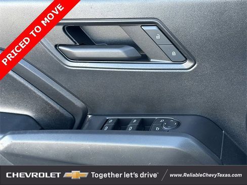 Used 2023 Chevrolet Colorado Trail Boss w/ Technology Package image 23