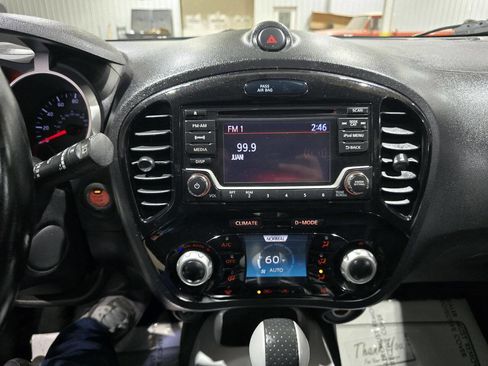 Used 2017 Nissan Juke SV image 37