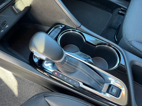 Used 2025 Buick Encore GX Preferred image 40