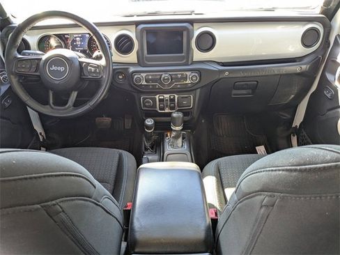 Used 2021 Jeep Wrangler Unlimited Islander image 14