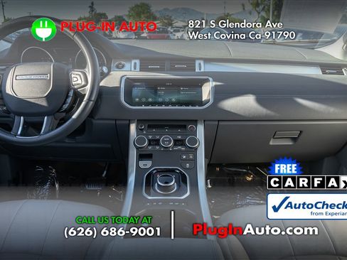 Used 2017 Land Rover Range Rover Evoque SE image 14