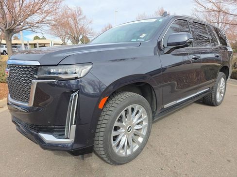 Used 2024 Cadillac Escalade Premium Luxury w/ Performance Package AWD/4WD image 2