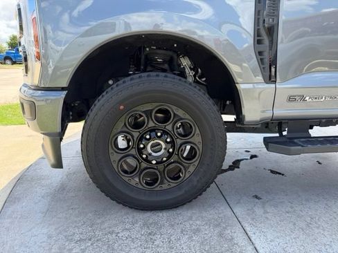 Used 2025 Ford F250 Lariat w/ Lariat Ultimate Package AWD/4WD image 4