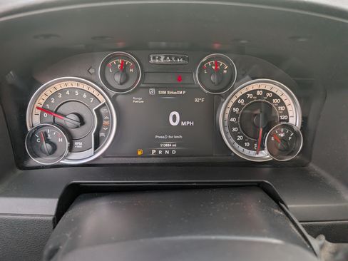 Used 2018 RAM 2500 Laramie w/ Sport Appearance Group AWD/4WD image 17